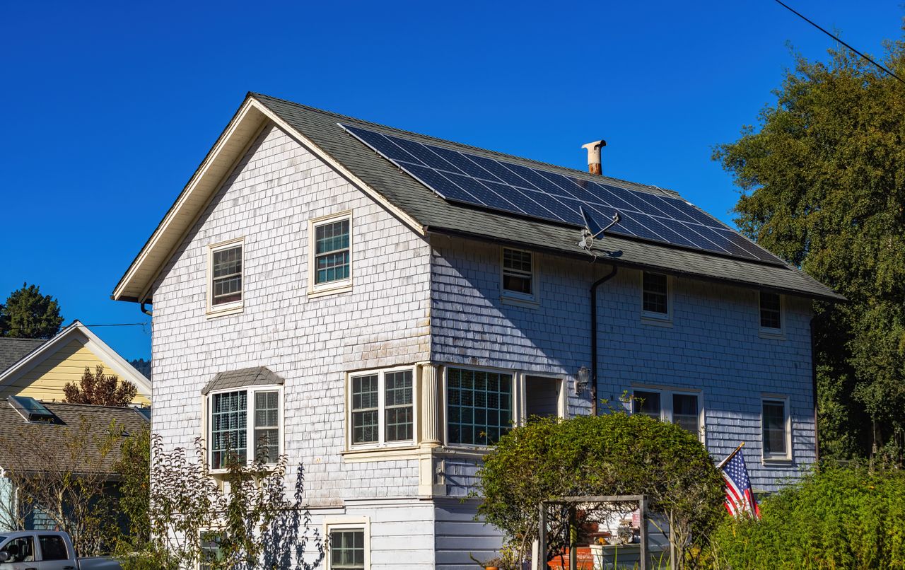 Roof-integrated solar